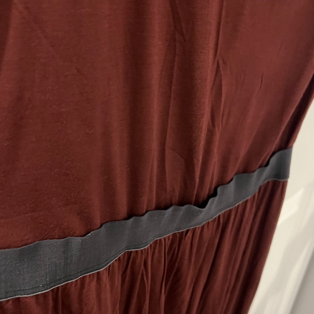Alc Elegant Burgundy Dress - Picture 3 of 3